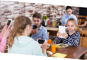 Lire la suite à propos de l’article Aller au-delà du principe « Ce qui se passe en ligne reste en ligne »