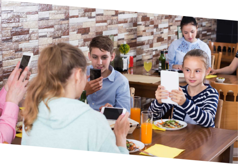 Lire la suite à propos de l’article Aller au-delà du principe « Ce qui se passe en ligne reste en ligne »