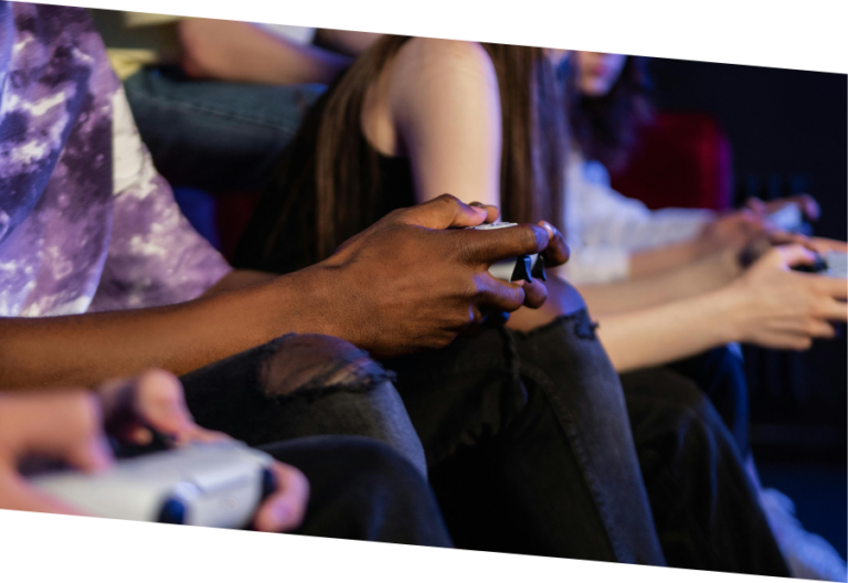 Lire la suite à propos de l’article Du simple jeu à la participation : pourquoi les jeux vidéo sont-ils importants pour la citoyenneté ?